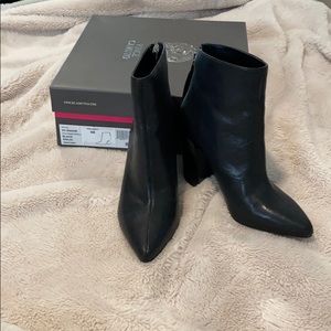 Vince camuto saavie booties